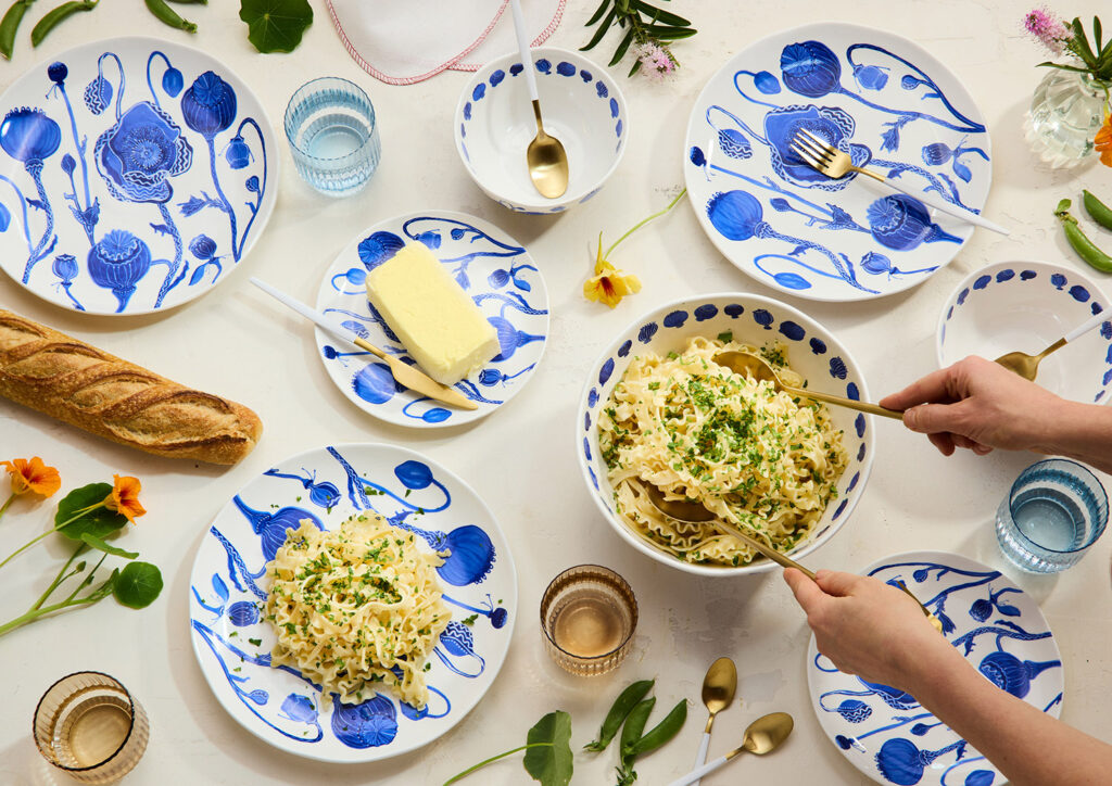 Dream Poppies Dinner Set